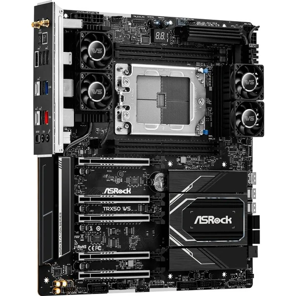 ASRock TRX50 WS, Mainboard - Bild 3