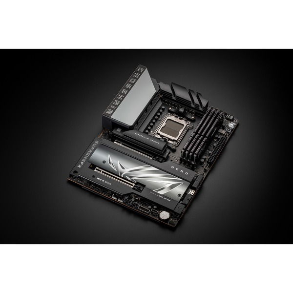 ASUS ROG CROSSHAIR X870E HERO, Mainboard - Bild 16