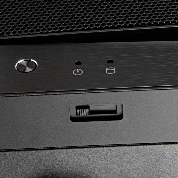 SilverStone SST-GD11B, HTPC-Gehäuse - Bild 10