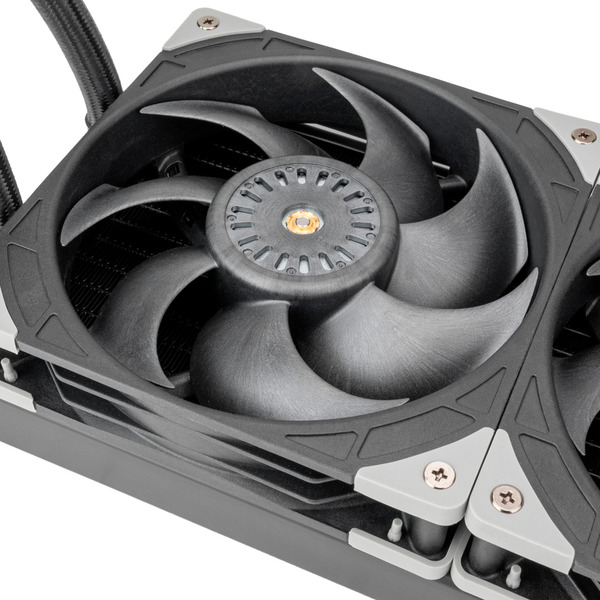 SilverStone SST-XE420, Wasserkühlung - Bild 8