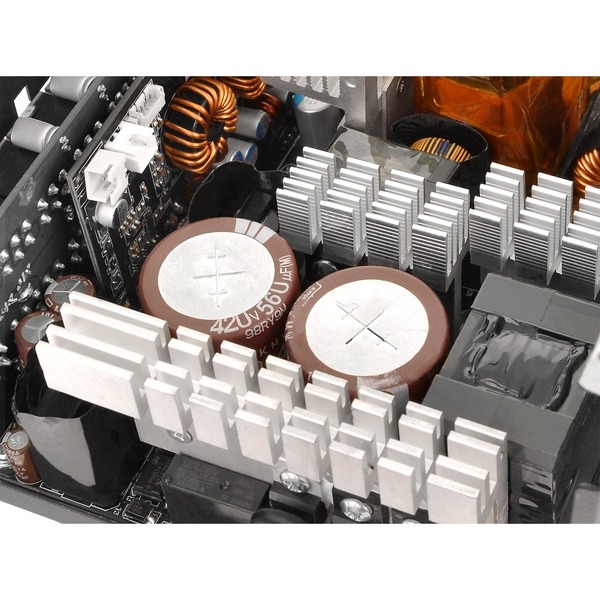 Thermaltake Toughpower PF3 1200W, PC-Netzteil - Bild 14