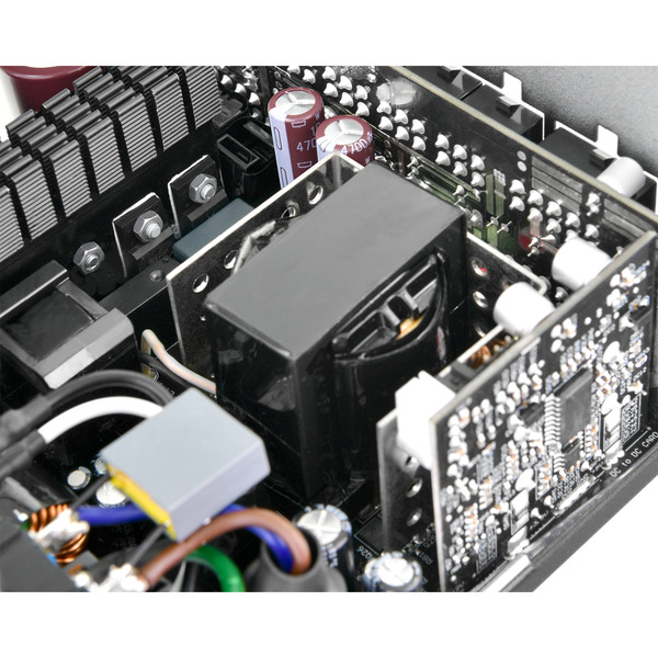 Thermaltake Toughpower PT 1200W, PC-Netzteil - Bild 13