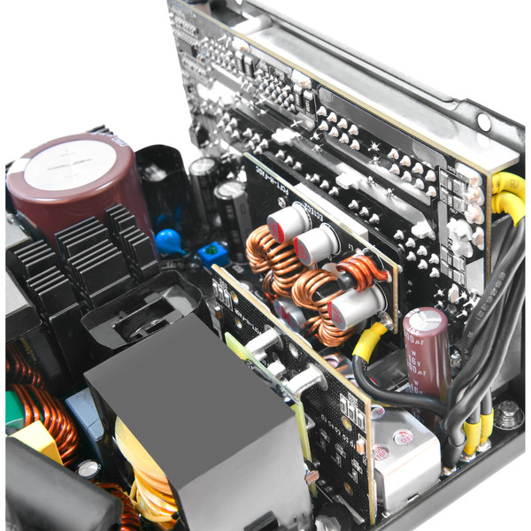 Thermaltake Toughpower TF3 1300W, PC-Netzteil - Bild 11