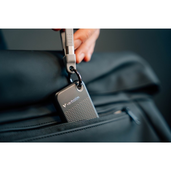 Verbatim Pocket SSD 1 TB, Externe SSD (schwarz/grau, USB-C 3.2 Gen 2 (10 Gbit/s), mit Schlüsselring und Kabelhalter) - Bild 5