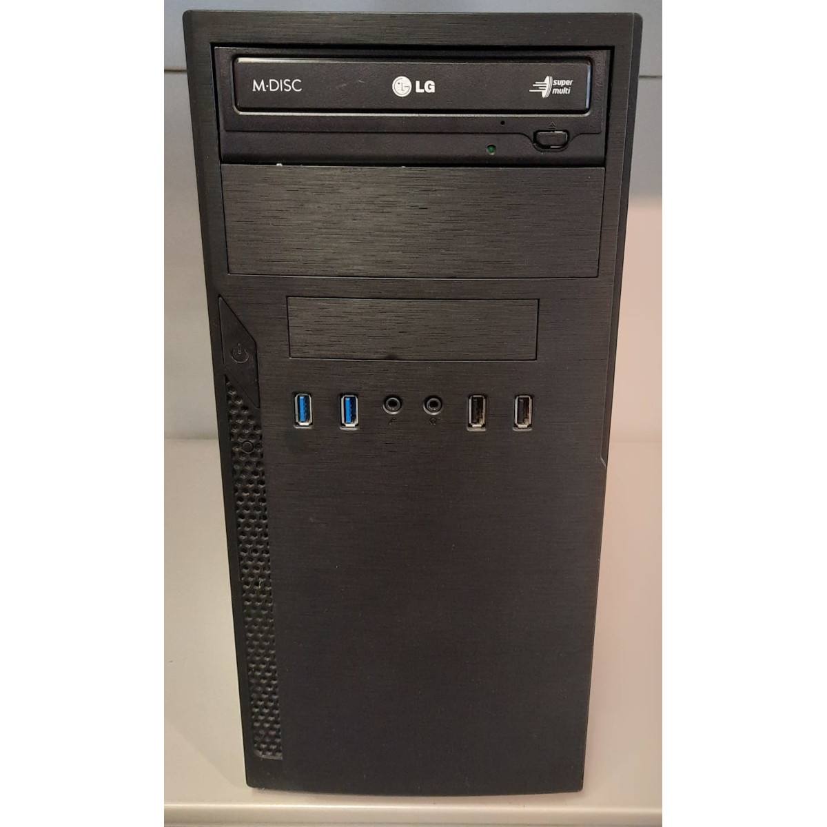 Midi PC AMD Ryzen 3 2200G (Generalüberholt)