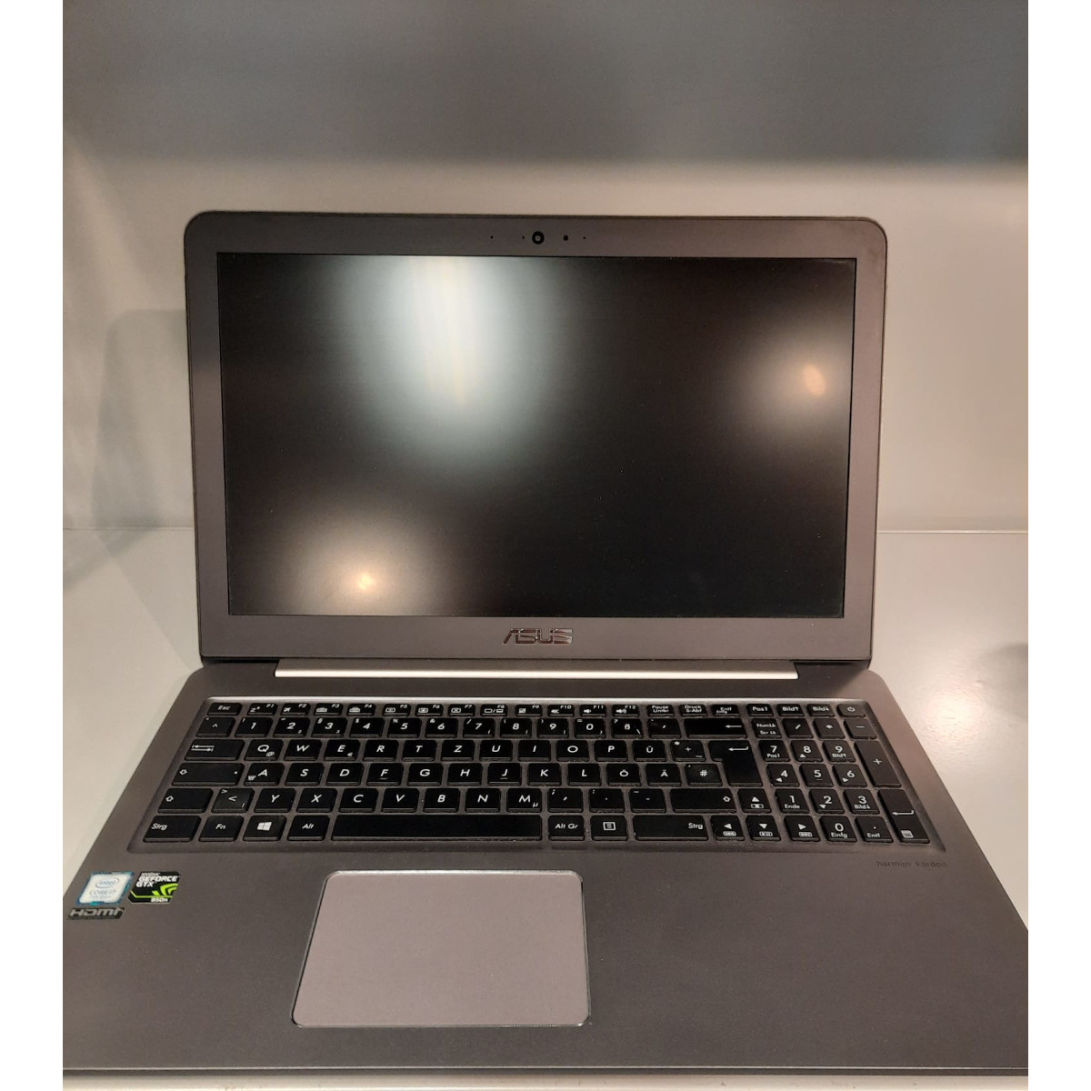 ASUS i7-7500U (Generalüberholt)