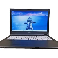 Fujitsu i5-8250U  8GB DDR4 / 256 NVMeGB SSD (Generalüberholt)